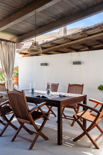 Image No.25-3 Bed Townhouse for sale