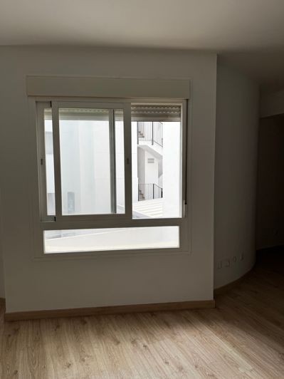 Image No.5-Apartment for sale