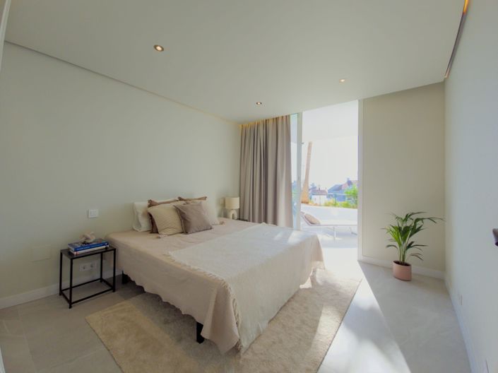 Image No.17-3 Bed Apartment for sale