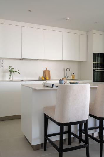 Image No.19-3 Bed Apartment for sale