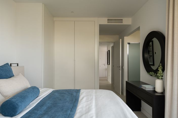 Image No.24-3 Bed Apartment for sale