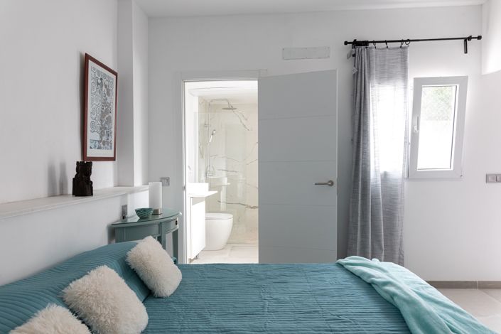 Image No.20-3 Bed Townhouse for sale