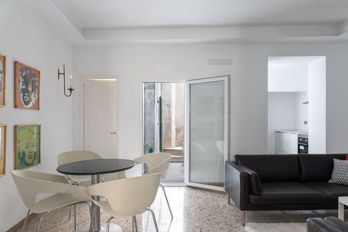 Image No.4-3 Bed Townhouse for sale