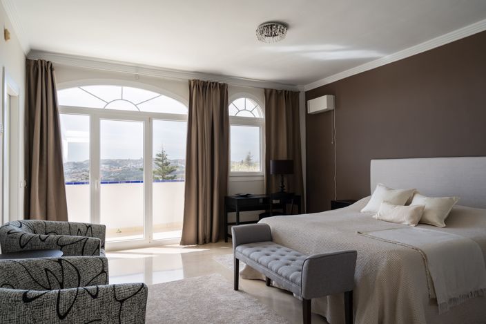 Image No.17-7 Bed Villa for sale