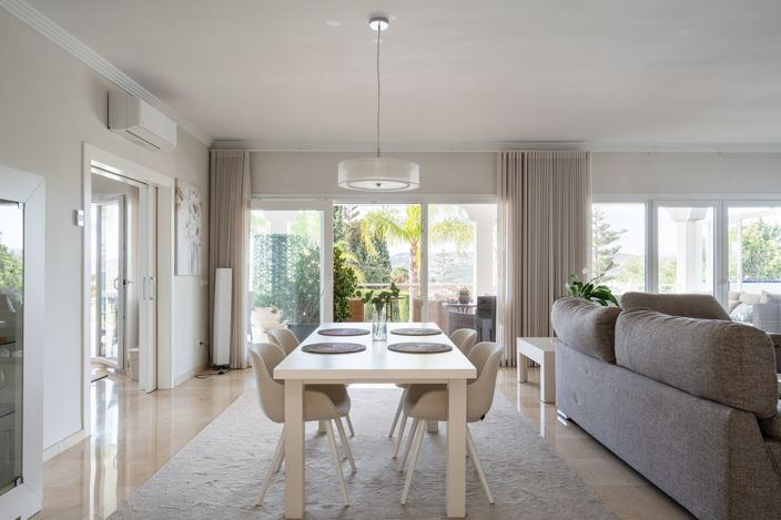 Image No.6-7 Bed Villa for sale