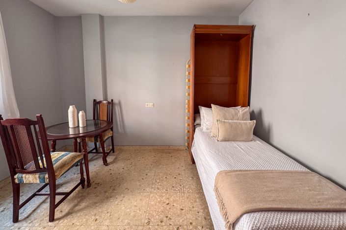 Image No.20-3 Bed Apartment for sale