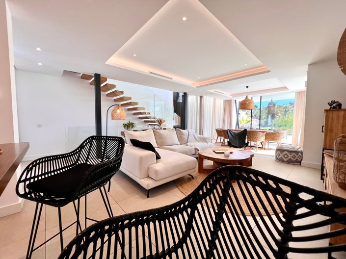 Image No.5-4 Bed Villa for sale