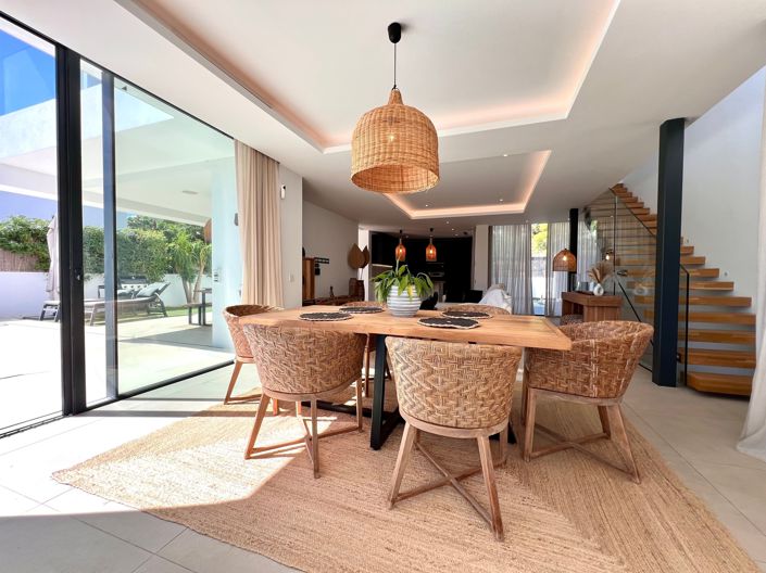 Image No.7-4 Bed Villa for sale