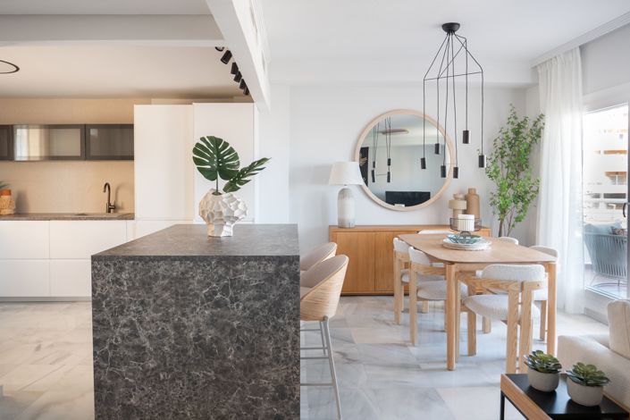 Image No.18-3 Bed House for sale