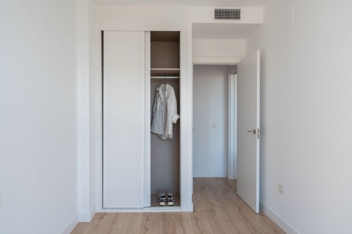 Image No.10-2 Bed Apartment for sale