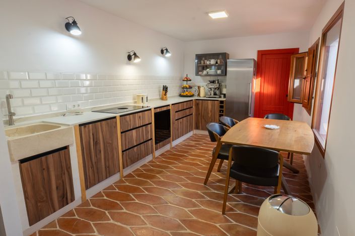 Image No.22-3 Bed House for sale