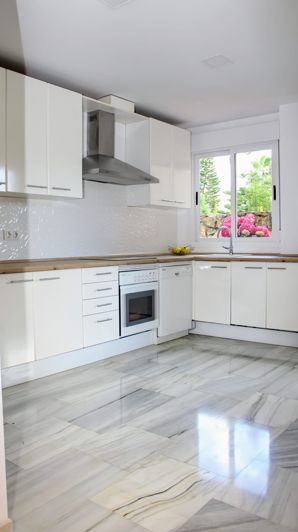 Image No.12-Villa for sale