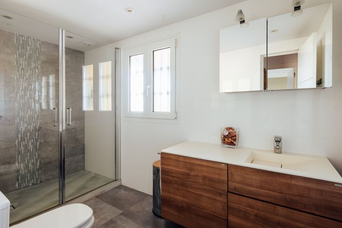 Image No.20-5 Bed Villa for sale