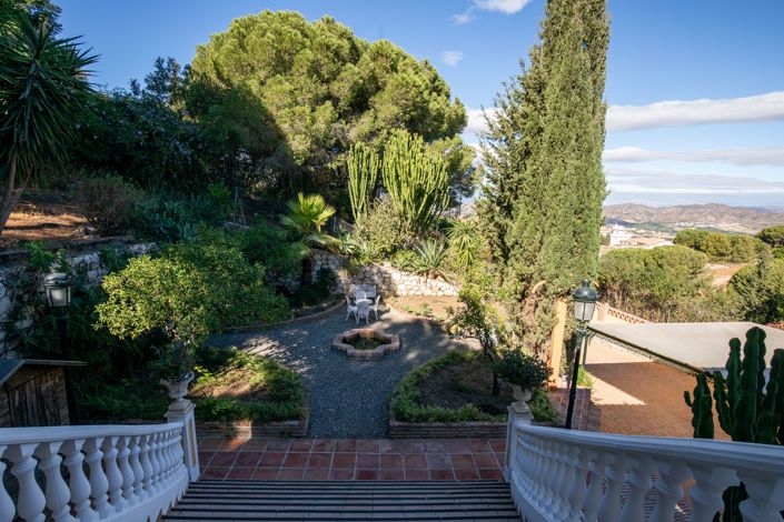 Image No.8-5 Bed Villa for sale