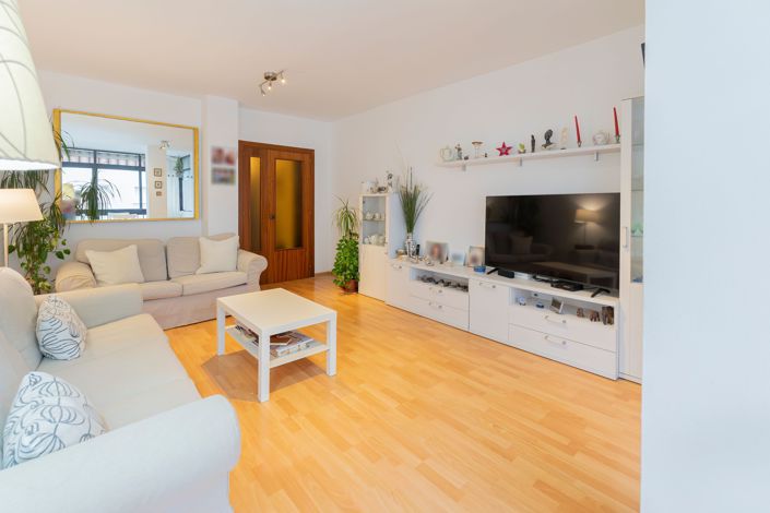 Image No.12-3 Bed Apartment for sale