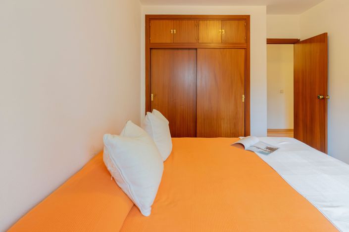 Image No.18-3 Bed Apartment for sale