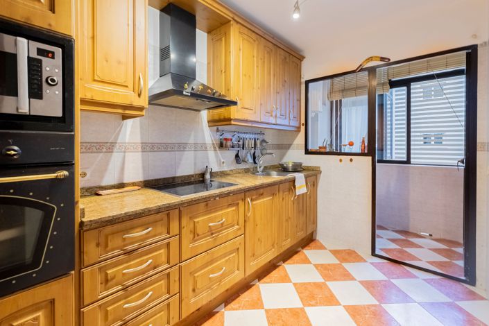 Image No.27-3 Bed Apartment for sale