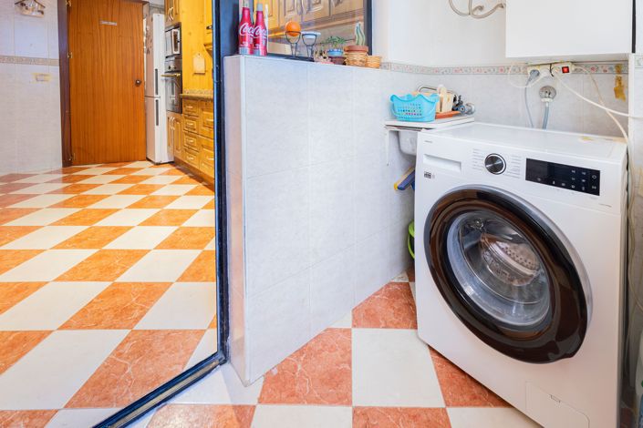 Image No.31-3 Bed Apartment for sale