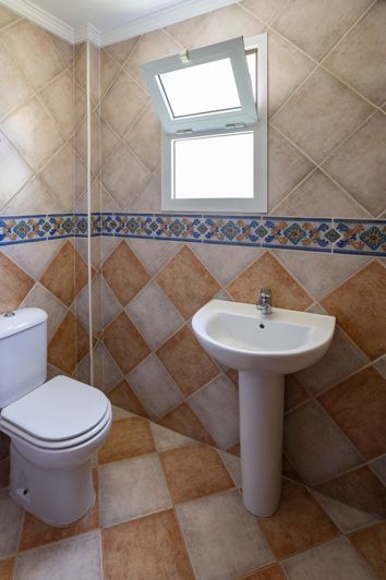 Image No.15-3 Bed Townhouse for sale