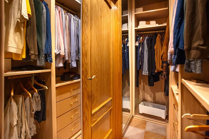 Image No.25-3 Bed Townhouse for sale