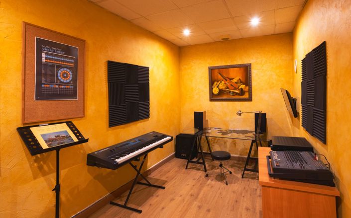 Image No.30-3 Bed Townhouse for sale