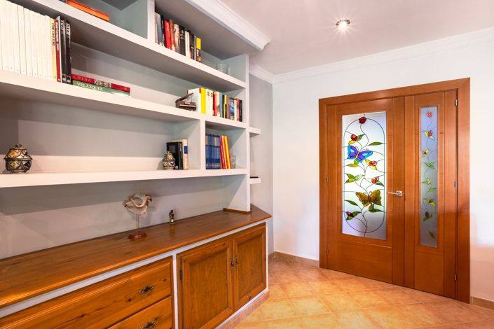 Image No.5-3 Bed Townhouse for sale