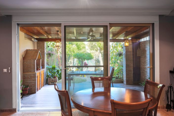 Image No.9-3 Bed Townhouse for sale