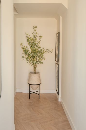 Image No.18-2 Bed Apartment for sale