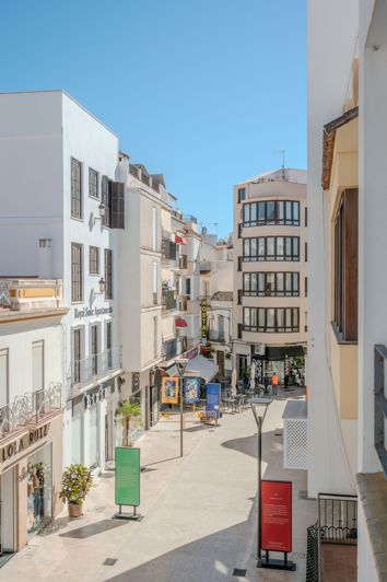 Image No.9-2 Bed Apartment for sale