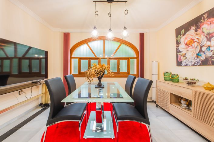 Image No.29-7 Bed Villa for sale