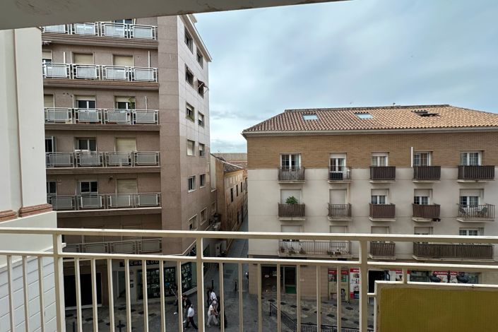 Image No.2-3 Bed Apartment for sale