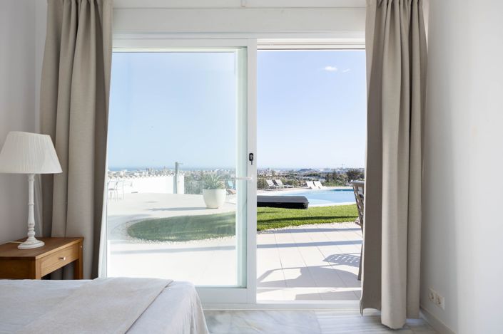 Image No.23-4 Bed House for sale