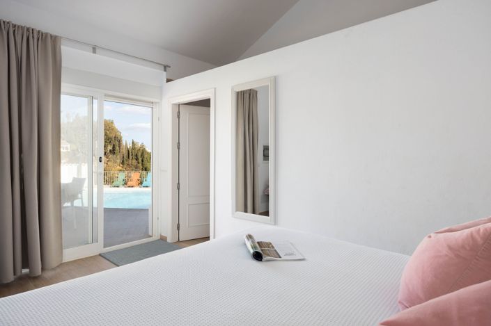 Image No.26-4 Bed House for sale