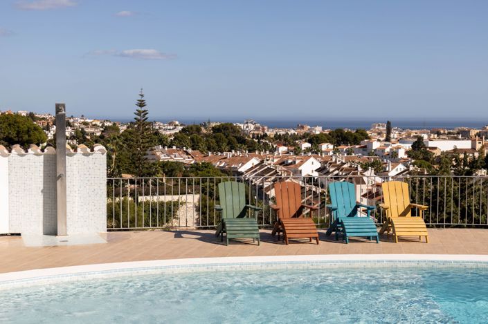 Image No.3-4 Bed House for sale