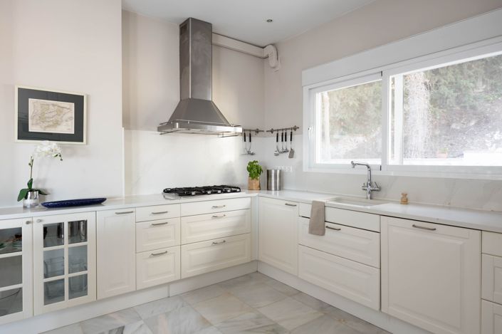 Image No.4-4 Bed House for sale