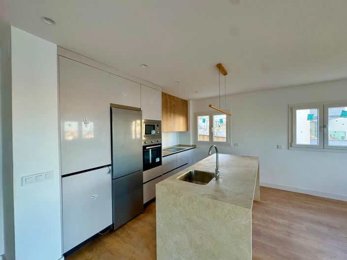 Image No.16-3 Bed House for sale