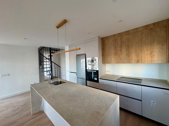 Image No.25-3 Bed House for sale