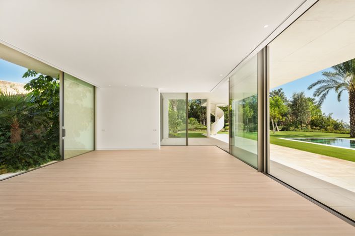 Image No.6-5 Bed Villa for sale