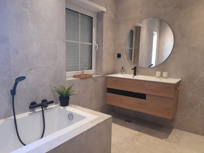 Image No.20-4 Bed Villa for sale