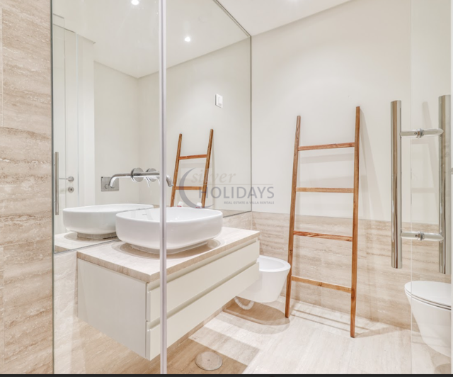 Image No.18-3 Bed Apartment for sale