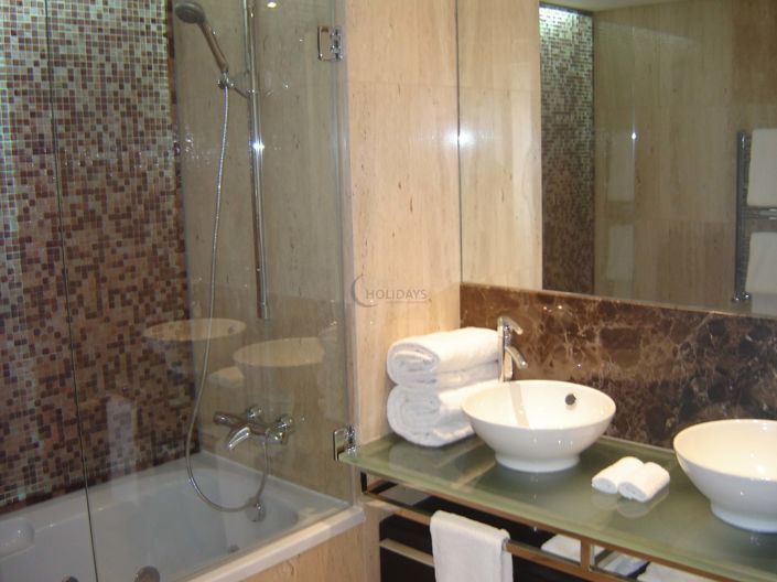 Image No.12-2 Bed Apartment for sale