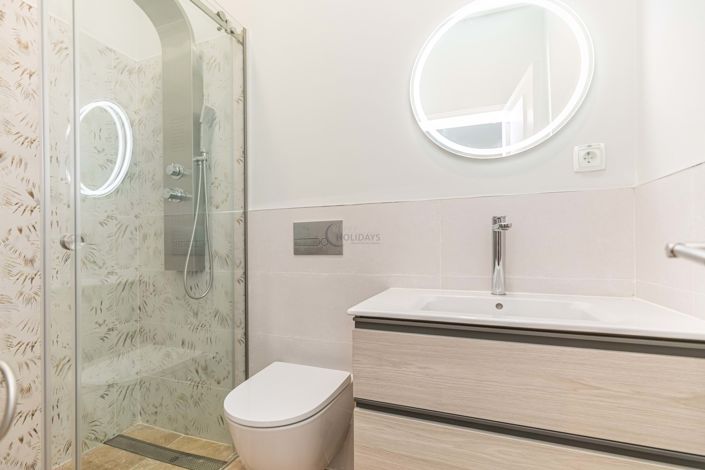 Image No.24-4 Bed Apartment for sale