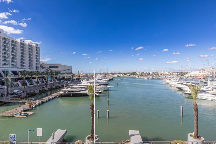 Image No.3-4 Bed Apartment for sale