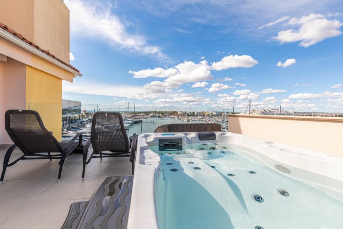 Image No.31-4 Bed Apartment for sale