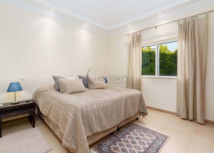 Image No.17-4 Bed Villa for sale