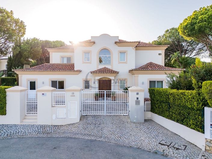 Image No.4-4 Bed Villa for sale