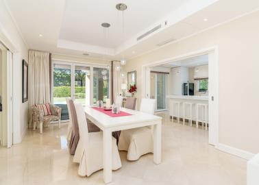 2025-10-01SilverHolidays--11