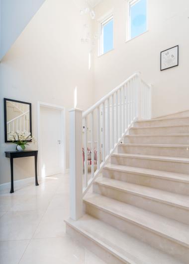 Image No.17-4 Bed Villa / Detached for sale