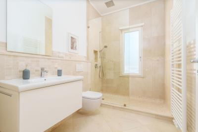 2025-10-01SilverHolidays--23