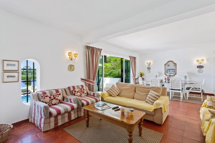 Image No.24-4 Bed House/Villa for sale